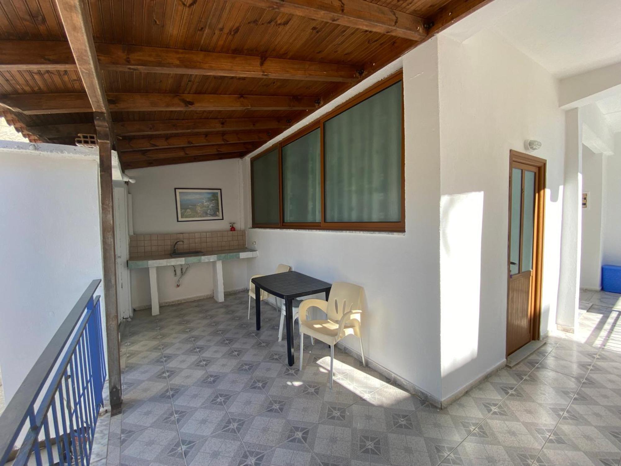Angelview Apartments Himara Szoba fotó